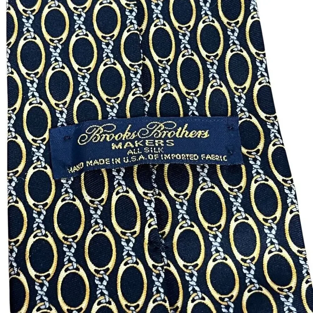 Brooks Brothers Makers Mens All Silk Chain Print Black Gold Neck Tie Necktie 3.5